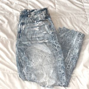 American Eagle Mom Jeans